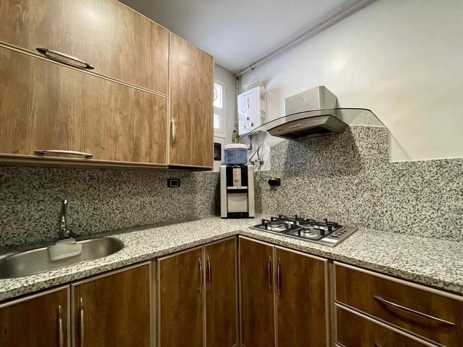 Apartment On A Rooftop In Downtown, Кайро Екстериор снимка